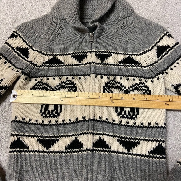 ARITZIA TNA Sea to Sky Cowichan Grey 100% Lambs Wool Sweater Women’s Size XS - Picture 13 of 14